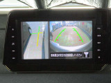 アラウンドビューモニターは上から目線で全方向確認します。