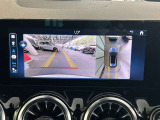初年度登録から3年間は新車保証(メルセデスケア)を継承して、ご利用になれます。メルセデスケアは一部消耗品や、定期点検までも保証対象となりますので、保証が広範囲です。※詳しくはスタッフまでお問合せ下さい