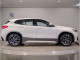 BMWでは重量配分にもこだわりがあり、FRモデルでは50:50とFFモデルでも60:40と前後の重量バランスにこだわり、軽快なハンドリングを実現しております。