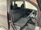 見通しのよいすっきりとした視界で、誰でも運転しやすいです。運転のしやすさは疲れにくさにも繋がりますよ♪