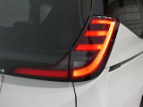 LEDテールライトです。省電力、高輝度のLEDは明るく照らすので夜間運転時の視認性を高めます。スタイリッシュな見た目で細かいところもこだわりたいあなたに!
