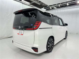 走りにこだわりながら収納力も持ち合わせたお車です。荷物を載せて軽快なドライブを楽しめますよ♪