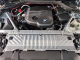 【BMWクリーンディーゼル】市場をリードするディーゼルエンジン。低回転ステージ専用ターボが走り出しから効果的に過給を行いスムーズな発進加速や低燃費を実現。ディーゼルの常識を超えたスポーティな走りを!