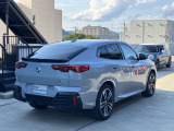BMWのお車は、&ldquo;駆け抜ける歓び&rdquo;を体現しております。走行の安定性とコーナリングの良さを追求し、思い通りにハンドルの操作可能です。