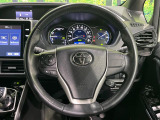 【ステアリングスイッチ】運転中、前方から目線をそらすことなく、オーディオ等の操作が可能な便利機能!安心&快適なドライブを演出してくれます♪