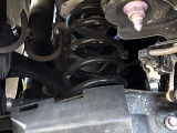 お車を安心してお乗りいただく為には、足回りの定期点検が欠かせません。サービスサポート(有償保証)では無料点検もご提供しており、安心のカーライフをお過ごしいただけるサポート体制が整っています。