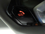 SOSコール/エアバックが展開するような深刻な事故において、自動でSOSコールを発信します。車内で急病人が出るような緊急時は、手動で発信可能です。