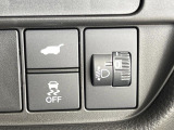 【パワーバックドア】スマートキーや運転席のボタンを押すだけでリアゲートが自動で開閉します!荷物を持っている時や、高い位置にあるバックドアを閉める際に便利な機能です♪