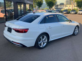 【GLIONグループ GSQUARE】の車輌をご覧頂き、誠にありがとうございます。お客様にピッタリなお車を弊社スタッフがご案内させて頂きます。