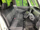 運転席シート廻りは使用感も少なく、良好な状態となっています。丁寧に使われていたことがよくわかりますね。