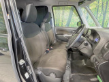 運転席シート廻りは使用感も少なく、良好な状態となっています。丁寧に使われていたことがよくわかりますね。