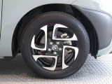 R6年式夏タイヤ185/65R15ブリヂストン製です。
