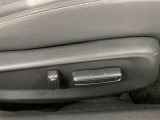 【パワーシート】スイッチ一つで簡単にシートの微調整が可能です。電動ですので力もいりません!ご自身お好みのシートポジションにセットしてドライブをお楽しみください♪