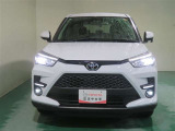 明度の高いLEDヘッドライトで、夜間の運転も安心です。
