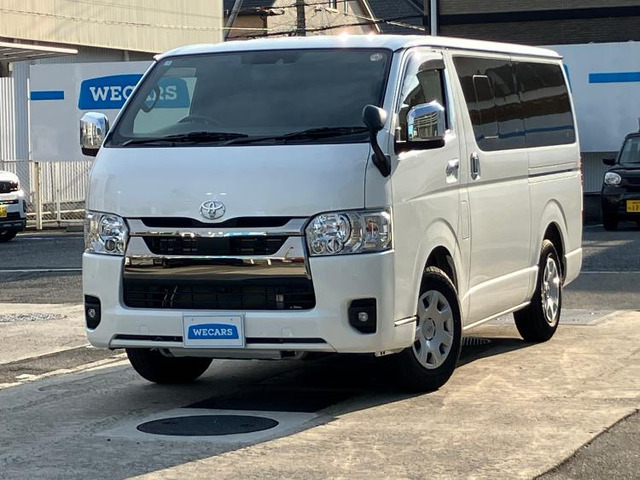 トヨタ ハイエースバン 