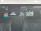 【トヨタセーフティセンス】走行中に前方の車両等を認識し、衝突しそうな時は警報とブレーキで衝突回避と被害軽減をアシスト。より安全にドライブをお楽しみいただけます。