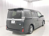 走りにこだわりながら収納力も持ち合わせたお車です。荷物を載せて軽快なドライブを楽しめますよ♪