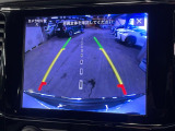 ●ガイドライン付きバックカメラ:不安な駐車もこれで安心!ガイドライン付きなので狭い箇所での駐車もラクラクです!