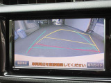 バックガイドモニターで、後方を確認しながら安心して駐車することができます。運転初心者も熟練者も必須の機能ですよ!