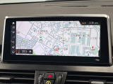 ●純正ナビ:一体感のあるナビは、高級感ある車内を演出してくれます。オーディオ機能も充実しておりますので、運転もより楽しめます♪