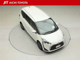 両側パワースライドドア付きだから、狭い駐車スペースなどでの乗り降りラクラク♪小さなお子さまのいるご家庭には嬉しい装備です。