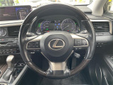 店舗にて現車の確認もいただけますので、お電話で在庫のご確認の上是非ご来店くださいませ。