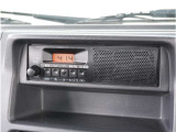 【AMFMラジオ】ラジオでドライブを一層楽しくしてくれます。