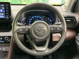 インテリアに合わせたデザインのステアリングは、運転される方のことも考え、運転しやすい形状、大きさです。是非一度、実際に触ってお確かめください。