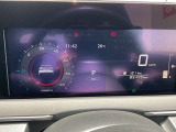 視認性の高いメーターで運転情報を的確に把握できます!