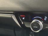 フロント両席にはシートヒーターが付いています!寒い日に便利な装備ですね。