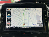 ディーラーオプション10インチメモリーナビ付きです!操作もわかりやすく、目的地検索もラクラクです!
