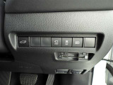 高品質カークリーニング 外装・内装、岐阜トヨペットの専門スタッフがシートもカーペットも綺麗に洗浄済み!プロの仕上げを是非ご確認ください。