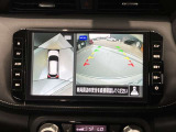 クルマを空から見たような映像が映る、アラウンドビューモニターで、車両周辺の安全確認も一目できます!小さなお子様や障害物も確認できるので、運転のしやすさだけでなく事故防止にも役立ち安心して駐車できます♪