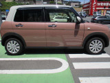 お車ご購入の際は、実車の確認が必要となります。店頭にてお客様の目でお確かめ下さい。ご来店お待ちしております!