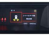 コーナーセンサー付いてます!バンパーに取り付けられた4個の超音波センサーで、障害物を、音とメーター内モニターで知らせてくれます♪