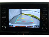【バックガイドモニター】車庫入れの時に何かに接触しないかとヒヤヒヤしたことはありませんか?バックモニターがあればそのような不安はなくなります♪ガイド線付きで分かりやすく、夜間でもよく見えます!