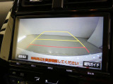 車庫入れや駐車で威力を発揮するのがバックモニター!ナビディスプレイに後ろの様子が映し出されるから安心です。
