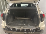 広々としたカーゴスペース。週末のお買い物や長期旅行のたくさんの荷物も積載できます。