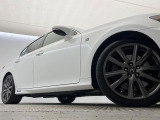 【純正19インチアルミホイール】外観にマッチした純正アルミホイールを装着しております。各種社外アルミホイールや、スタッドレスタイヤも取扱いしております。是非ご相談ください♪