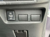 運転席まわりの画像です。