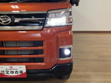 LEDヘッドライト・フォグランプも装備です!