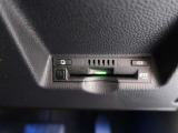 ETC車載器付きです。高速道路の料金所もスムーズに通過できます。