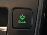 ★ECONスイッチ★ エコドライブを加速しよう!スイッチをONにすると、運転の仕方によるロスを抑え込み燃費をよくするようクルマが頑張ります(*^ー^*)燃費向上にチャレンジ♪