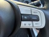 Hondaセンシングの機能のひとつ、アダプティブクルーズコントロール付!アクセルから足を離しても設定したスピードと前車との車間を保ち走行してくれます!車線維持もアシスト☆高速道路で疲労軽減ですね☆