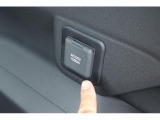 「アクセサリーコンセント(AC100V/1500W)」をオプション装備、さまざまなシーンで電化製品も使えて便利な装備です