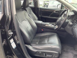 店舗にて現車の確認もいただけますので、お電話で在庫のご確認の上是非ご来店くださいませ。