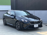 BMW認定中古車は第三者品質評価制度も採用しております。AIS方式による車両品質評価制度も導入し公平な車両コンデション評価を行うことにより車両品質の透明性を高めると同時に更なる信頼と安心をお届けします
