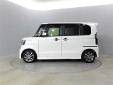 中古車の内外装の状態などをひと目で分かるよう、プロの検査員が実施した「車両検査証明書」をご用意しています。