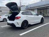BMWを熟知したメカニックによる、360度の納車前点検。ドイツ本国と同様の教育・訓練を受けたメカニックが徹底的に点検、整備した後にお客様にお引渡しします。