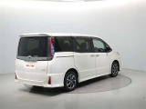 U-CARの販売だけでなく、自動車保険・生命保険・携帯電話の販売も行っております